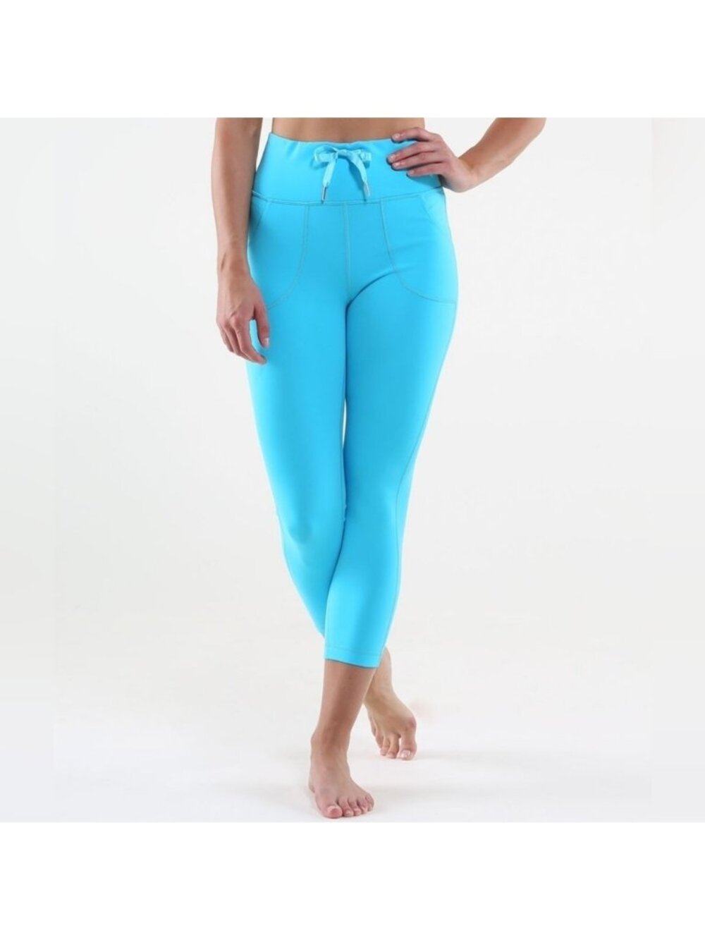 Lululemon Will Crop Size 4 In Spry Blue